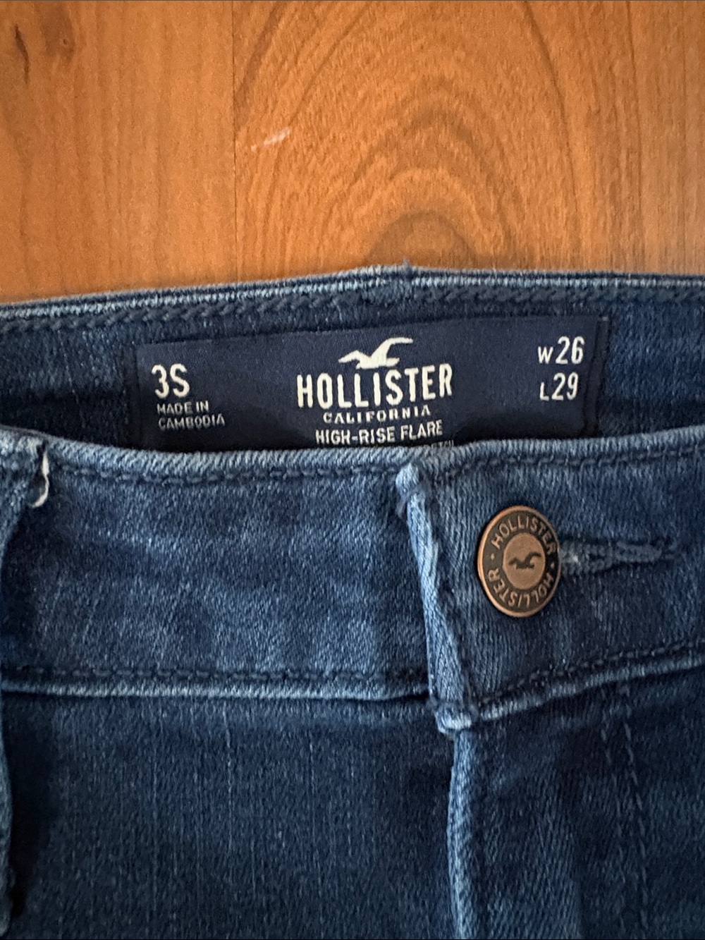 Hollister Flare Jeans - Picture 2 of 8